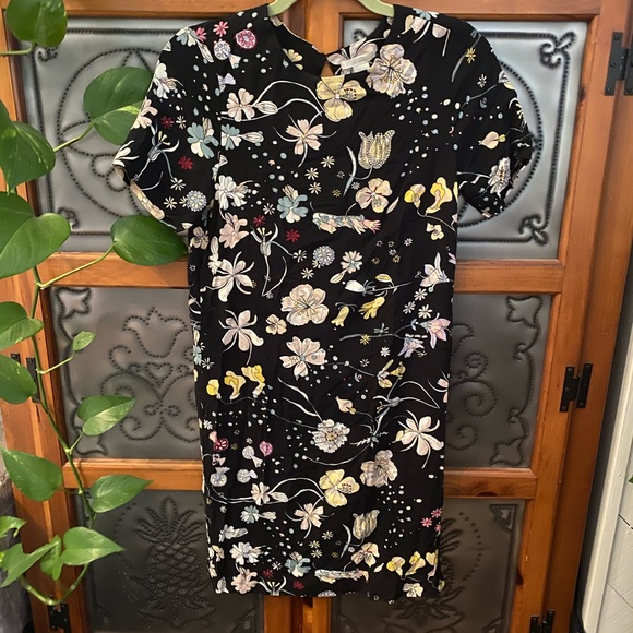 2/$10- H&M - Short Sleeve Shift Sheath Size 2 - Picture 5 of 14
